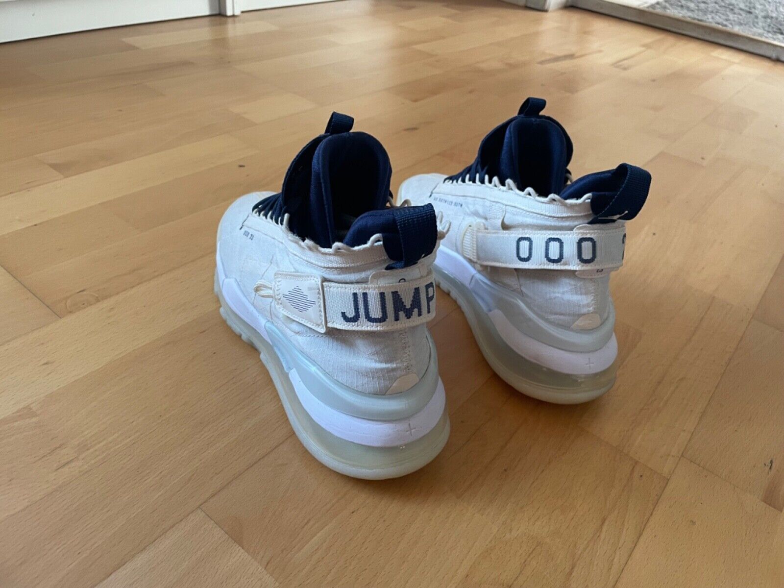 Size 8 - Jordan Proto Max 720 Pale Ivory 2019