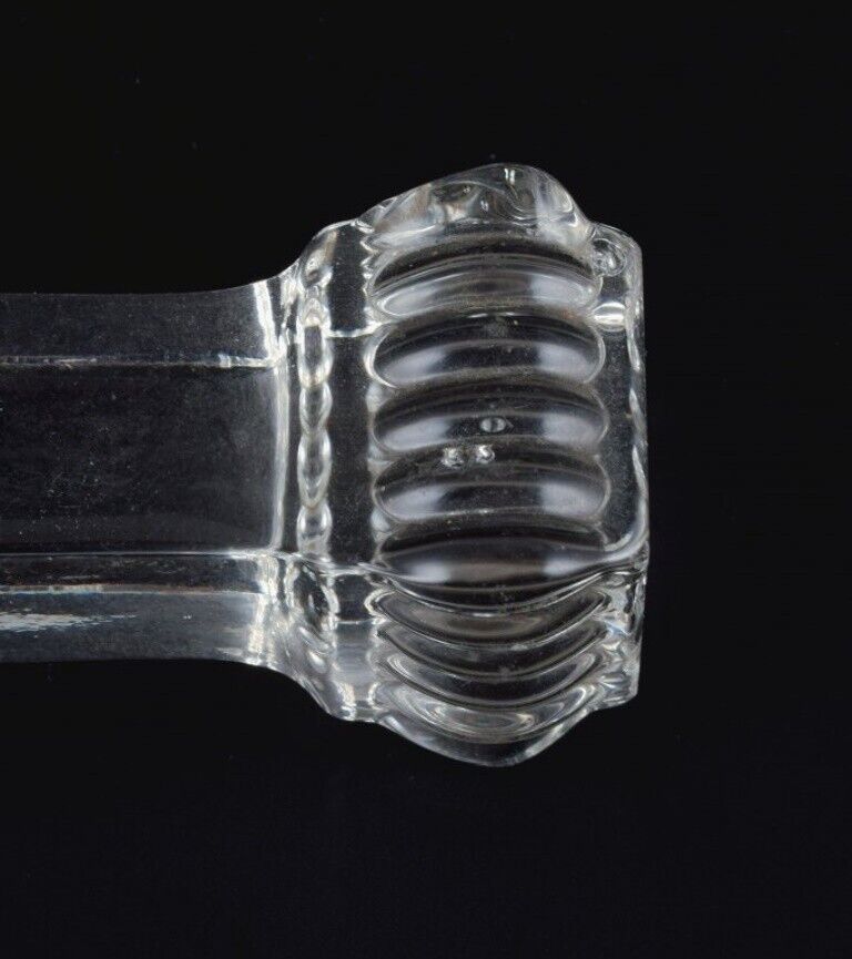 Baccarat France Set of five Art Deco knife rests in crystal glass 1930/40s