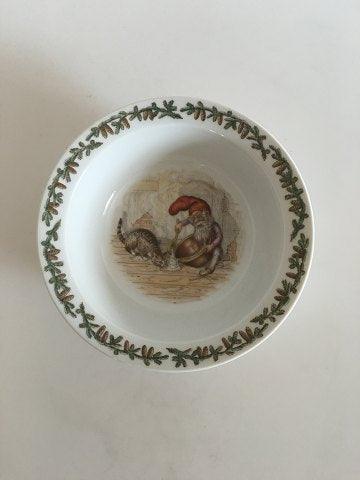 Royal Copenhagen Gnome Christmas Service Bowl No 5/14198