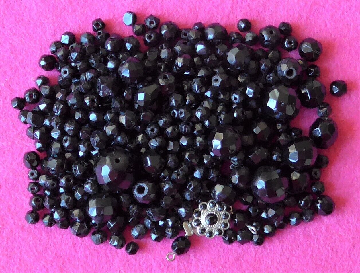 Countless VINTAGE FACETED BLACK GLASS beads 4 - 15 mm one clasp incl ( 22 )