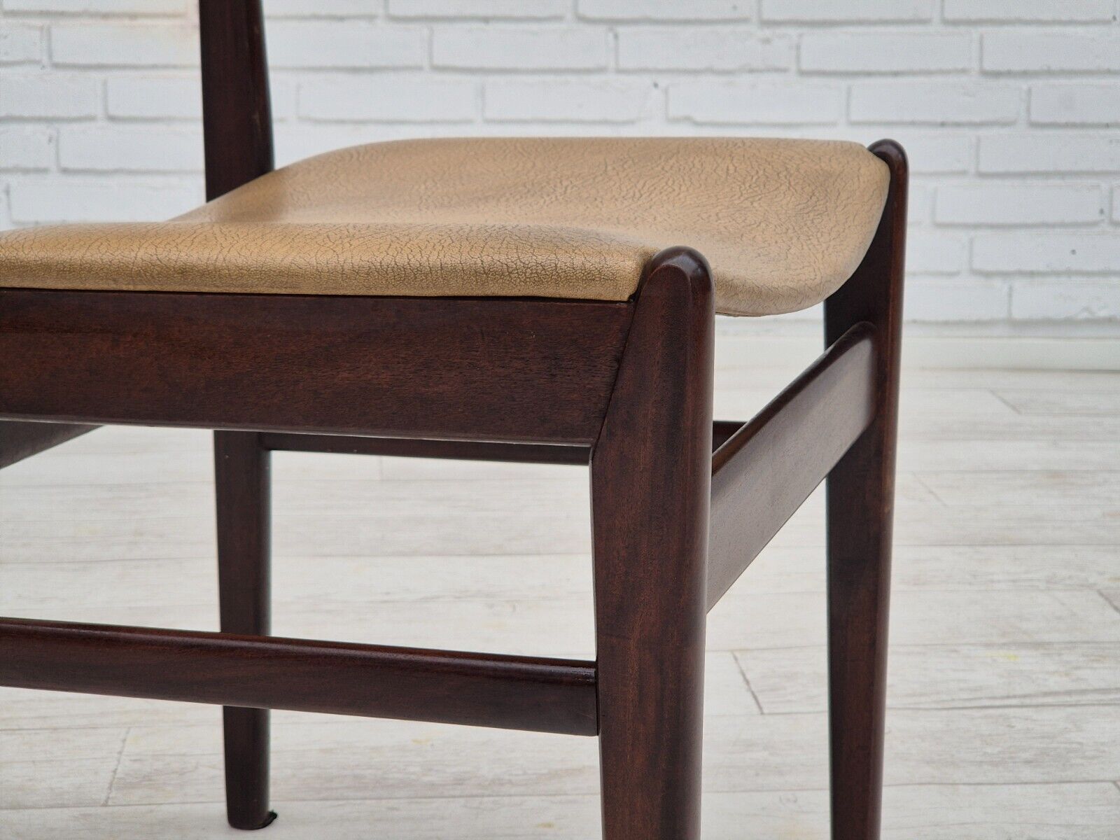 1970s set of 5 Danish dinning chairs original condition teak wood leather