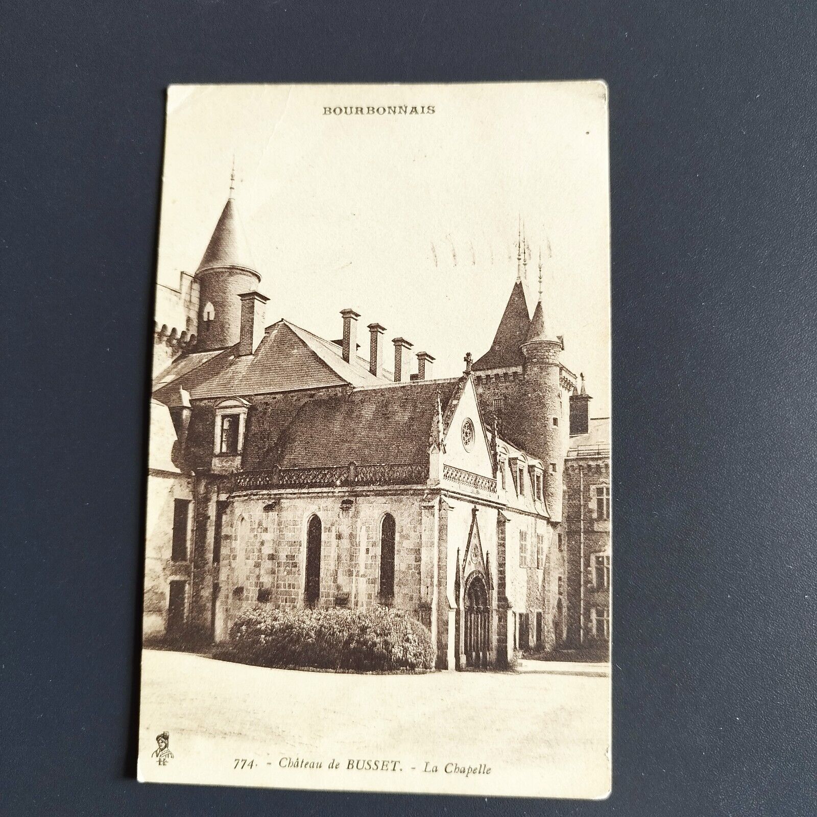 FRANCE -774- Bourbonnais-Chateau de Busset-La Chapelle Posted in 1937