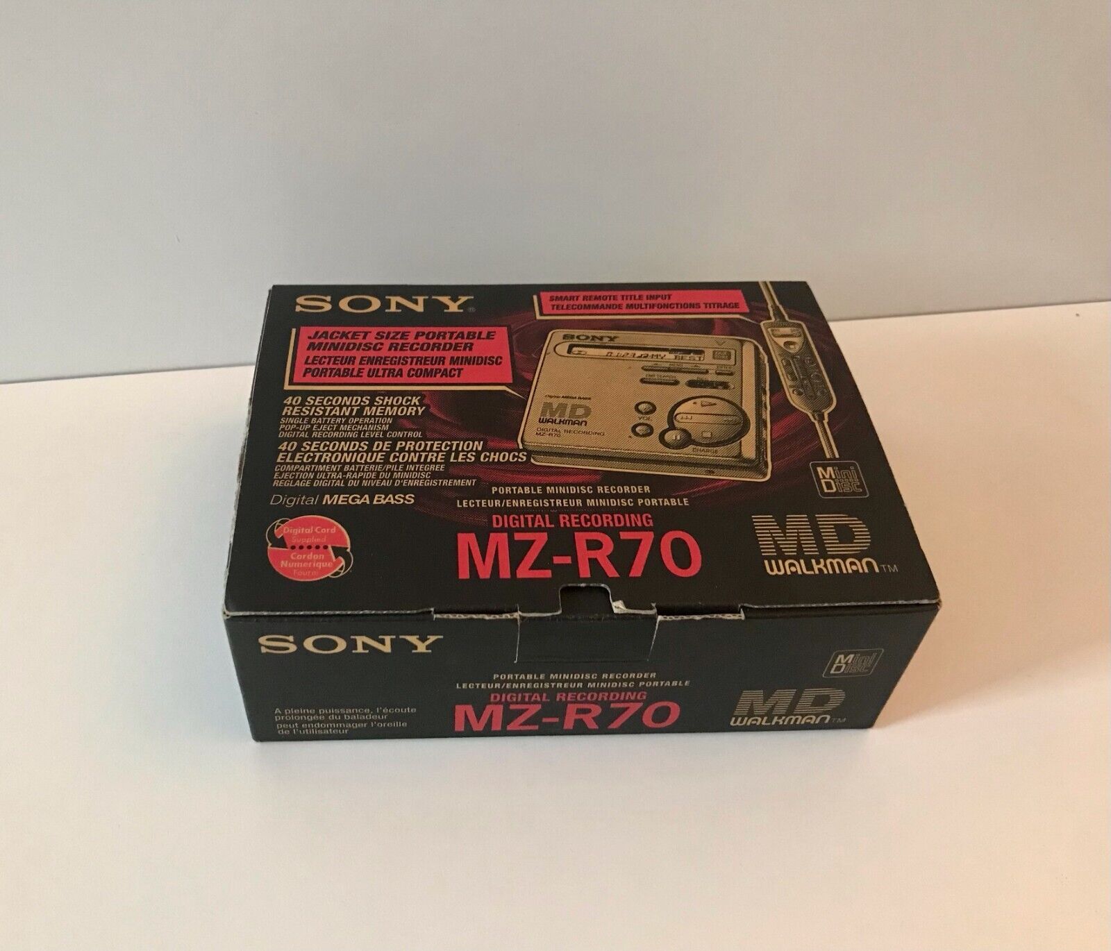 Sony Minidisc Player/Recorder MZ-R70 (Original box and Accessories) (Mint Cond.)