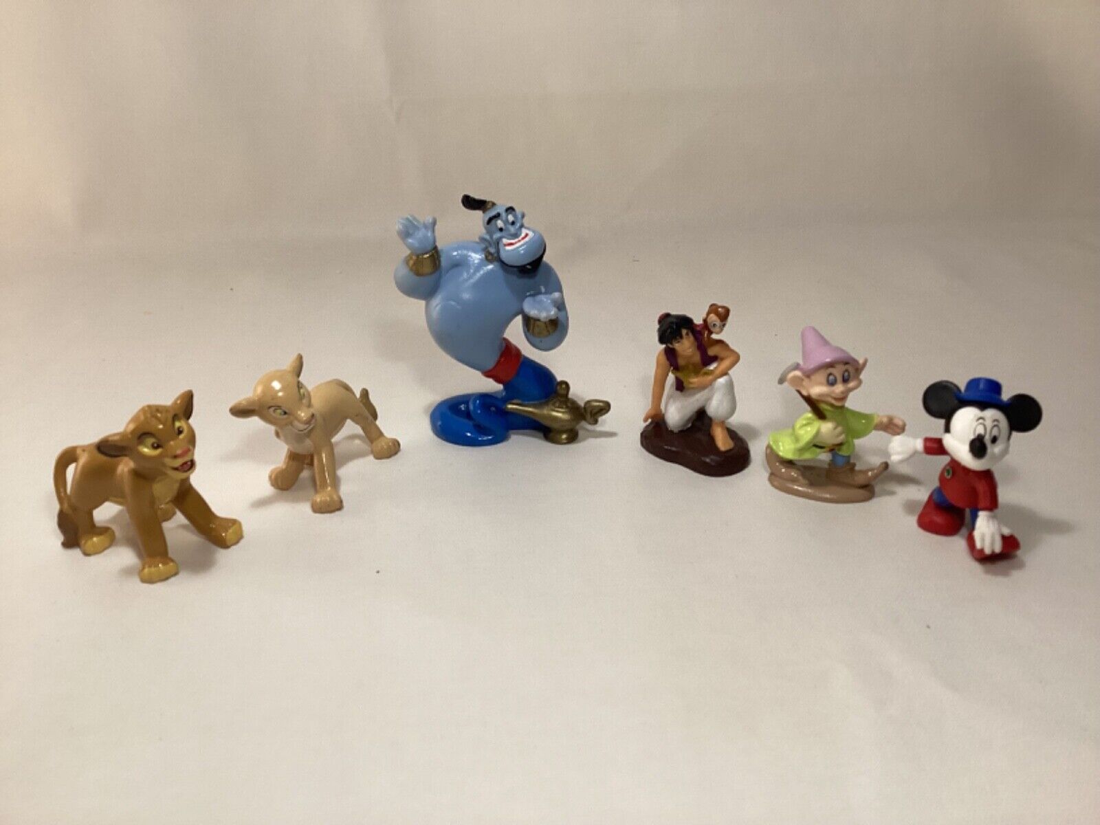 Disney minifigures - Aladdin - Genie - Simba - Mickey - Dopey