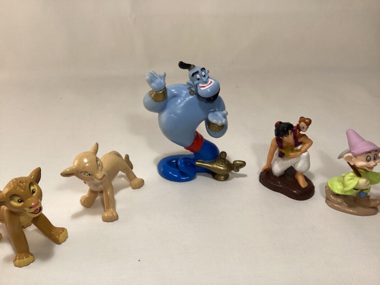 Disney minifigures - Aladdin - Genie - Simba - Mickey - Dopey