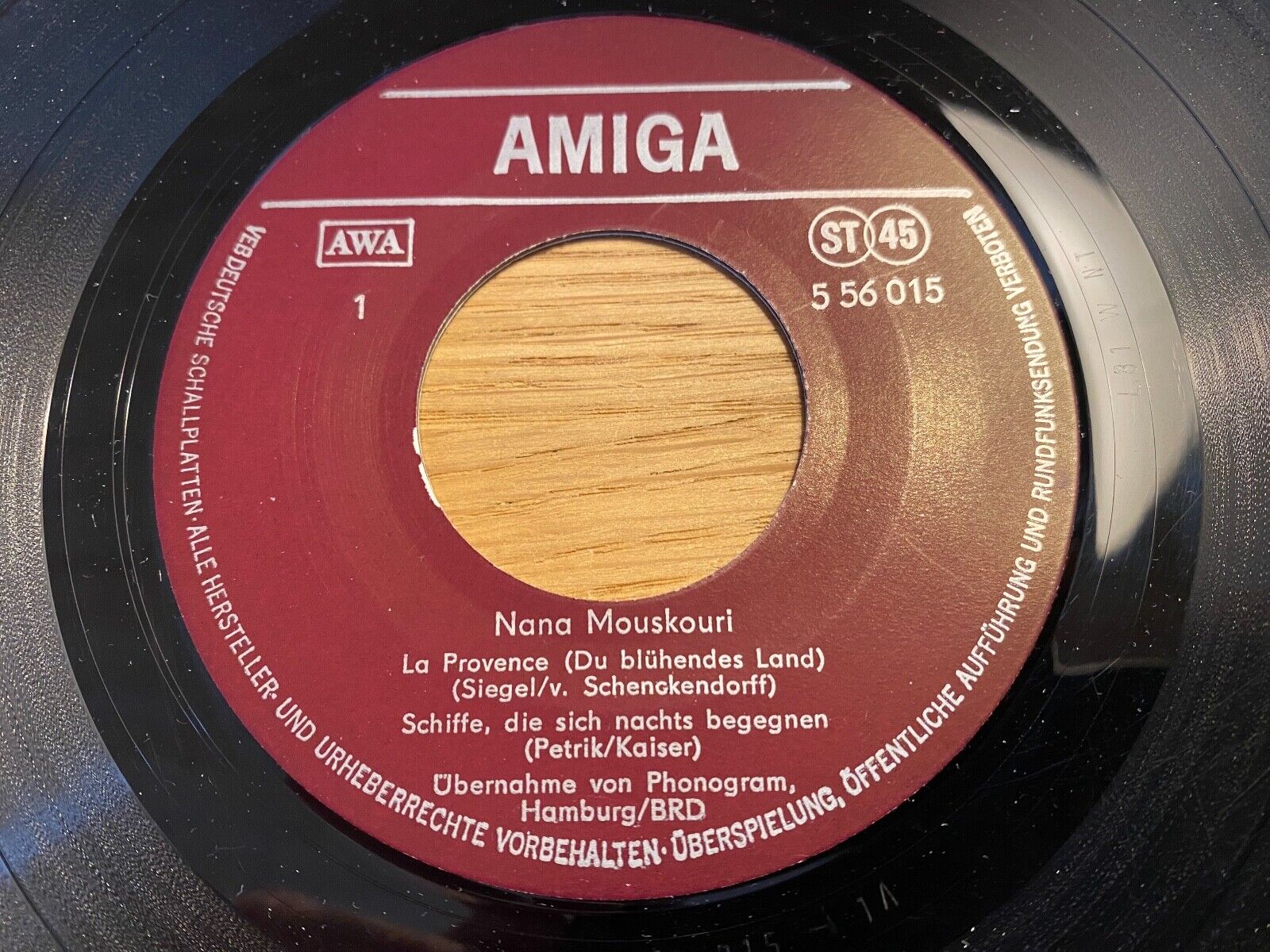 NANA MOUSKOURI "LA PROVENCE/SCHIFFEDIE SICH NACHTS BEGEGNEN" AMIGA 7" ST 45 AWA