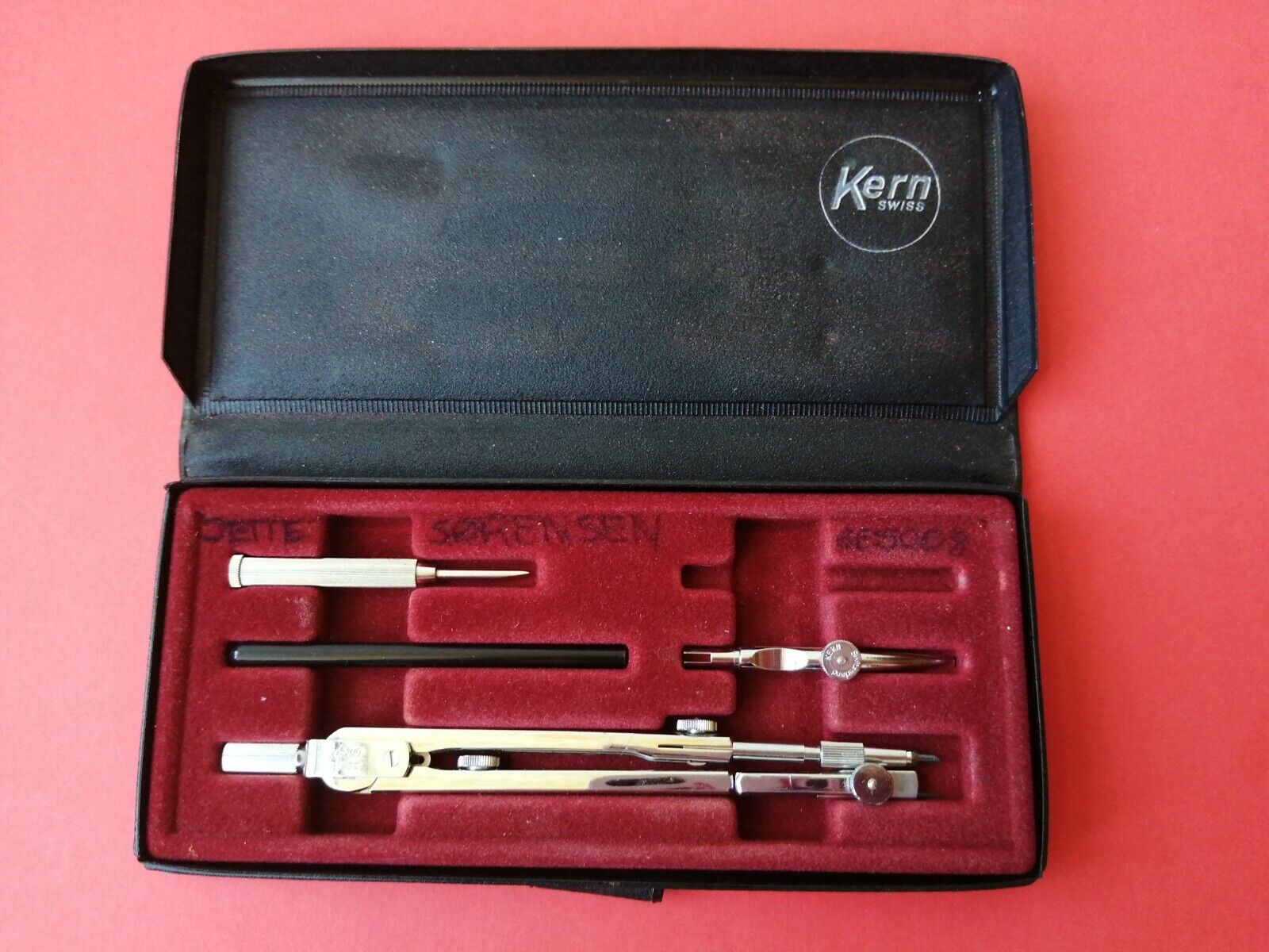 Kern Switzerland Technical Drawing Set in caseOne item missing