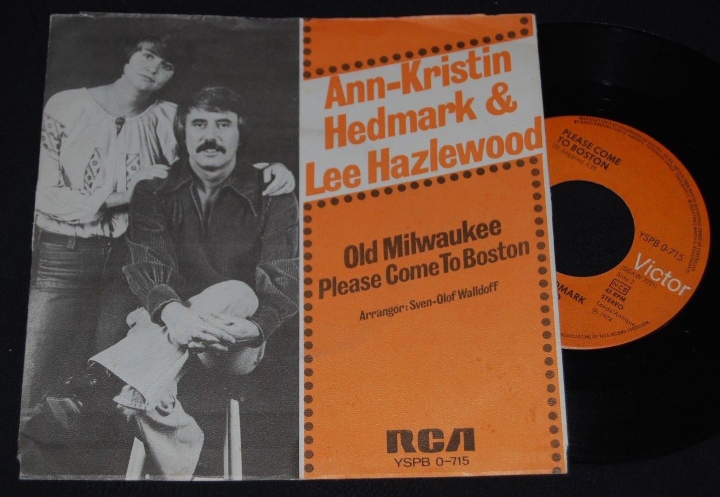 LEE HAZLEWOOD + AK HEDMARK Old Milwaukee RARE Swedish PS Picture Sleeve 45 7''