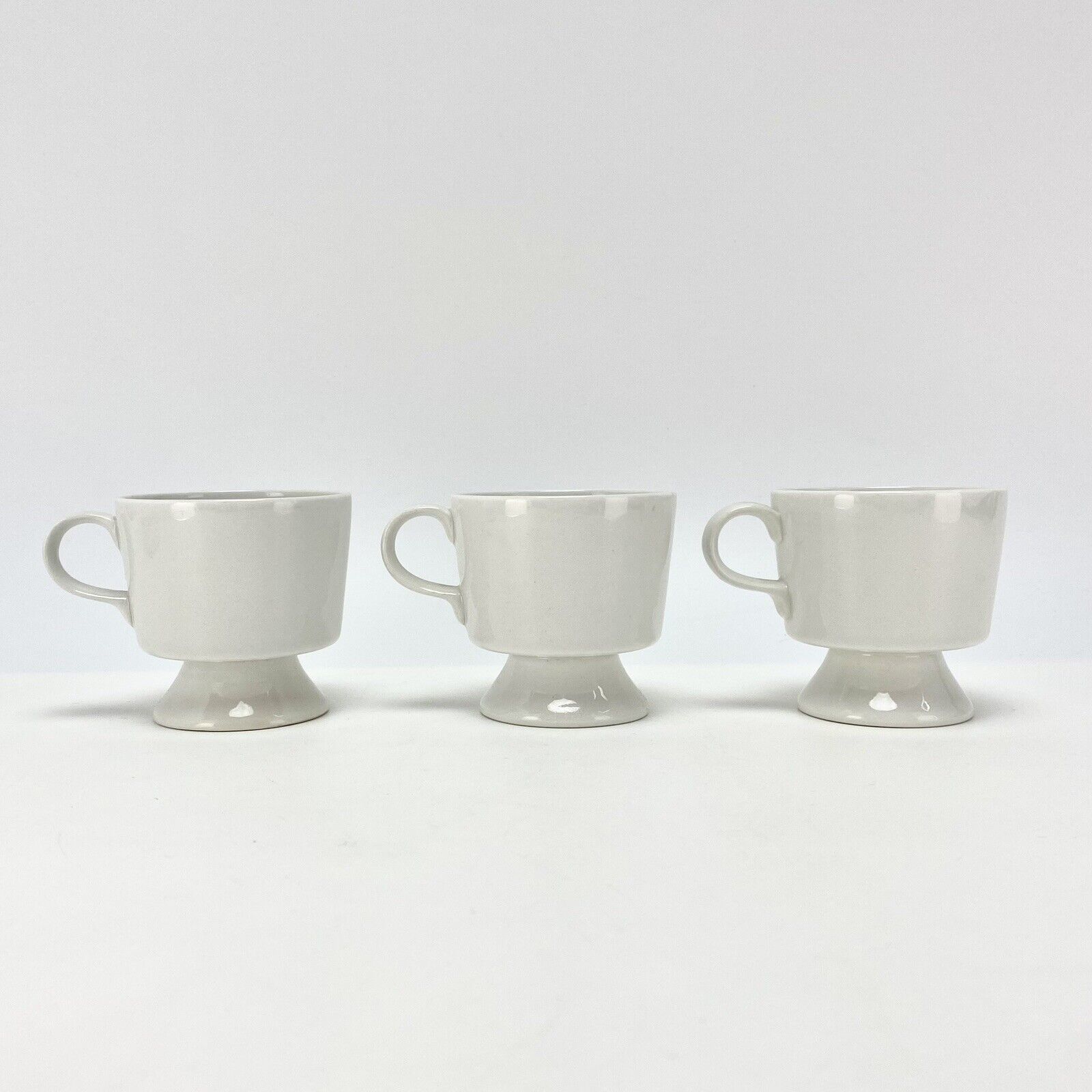 Set of 3 Vtg MCM Arabia Kaj Franck Footed Mocca Espresso Cups Saucers White