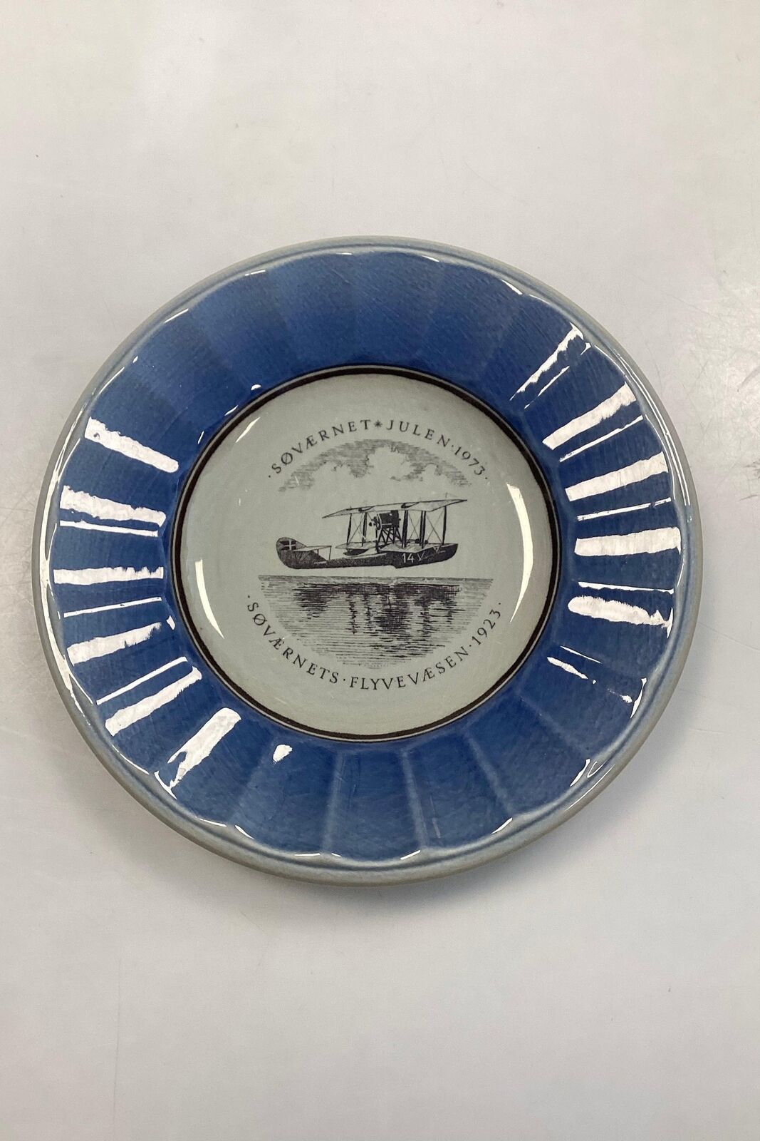 Royal Copenhagen / Aluminia Navy Christmas Plate 1973