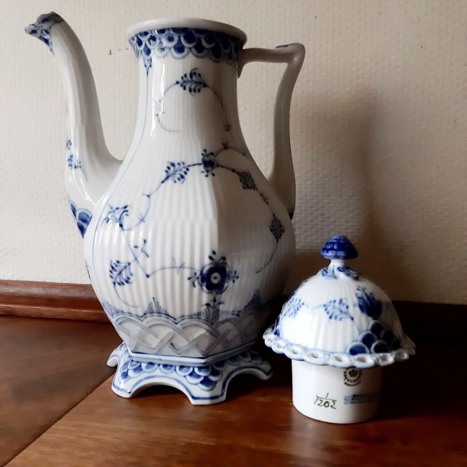 Large Hexagonal Coffee Pot BLUE FLUTED FULL LACE # 1-1202 Royal Copenhagen 1964