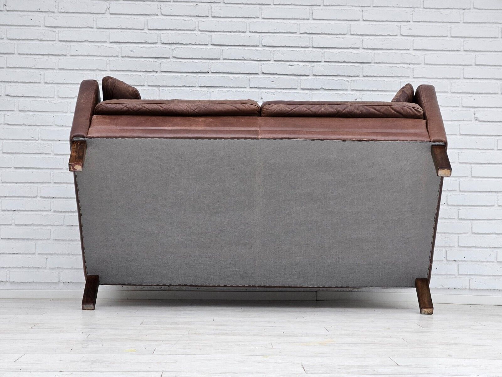 1970s Danish 2-seater classic sofa original brown leather