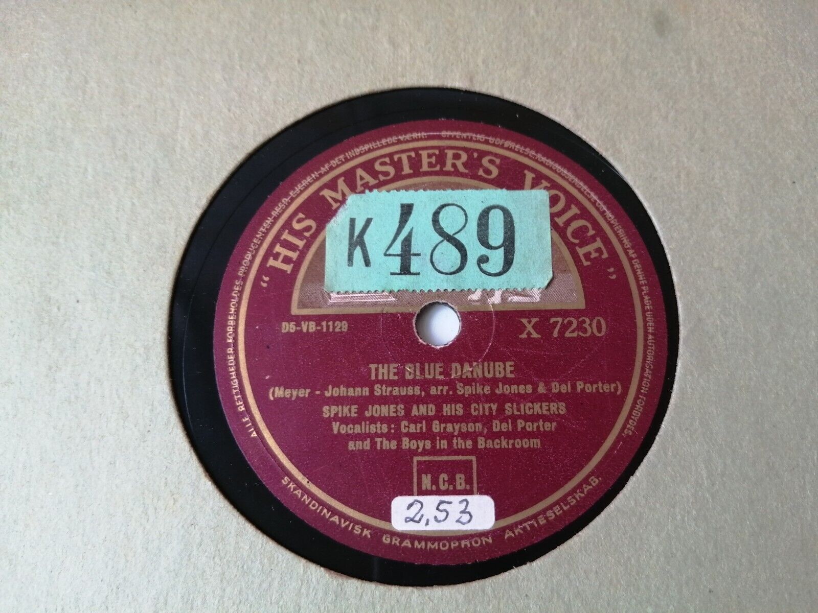 78 RPM  shellacSPIKE JONESThe Blue Danube/Cocktails For TwoHMV X7230 Good+