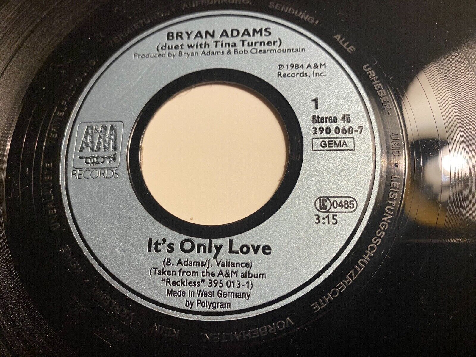 BRYAN ADAMS  TINA TURNER "IT´S ONLY LOVE" 1984 W GERMAN PRESSED SINGLE A  M 7