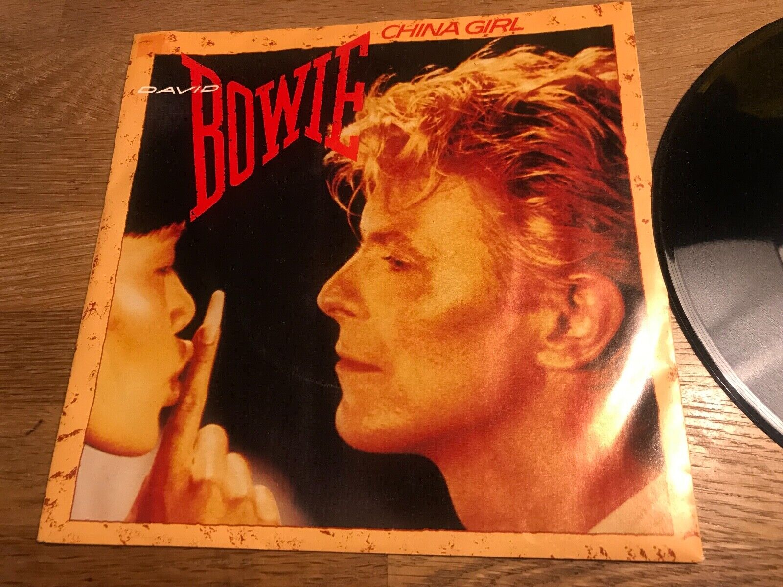 DAVID BOWIE "CHINA GIRL/SHAKE IT" 7 INCH SINGLE 1983 EMI AMERICA RECORDS DUTCH**