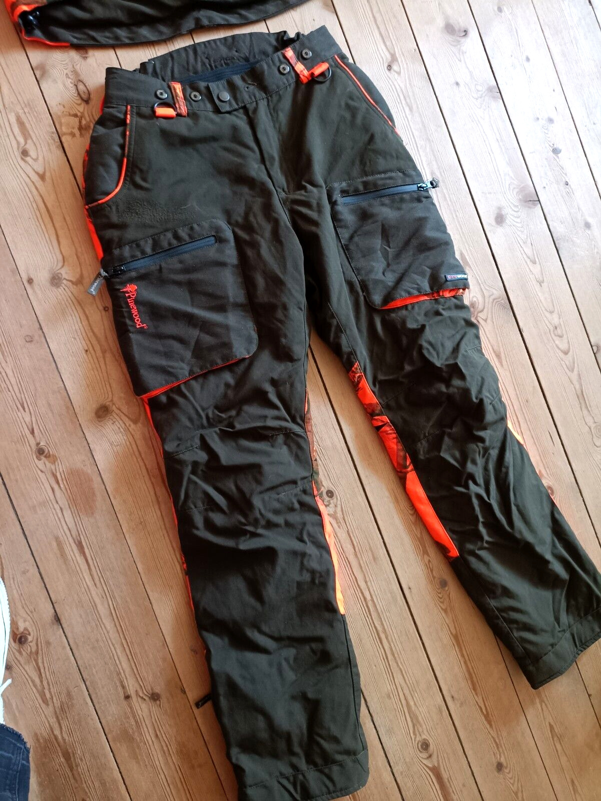 Hunting Survival Bushcraft Jacket And Pants Size Small Orange Camo