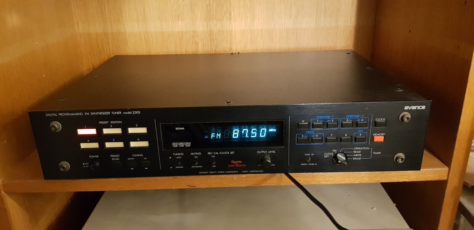 Avance/Luxman tuner Z503 For freight prices see description