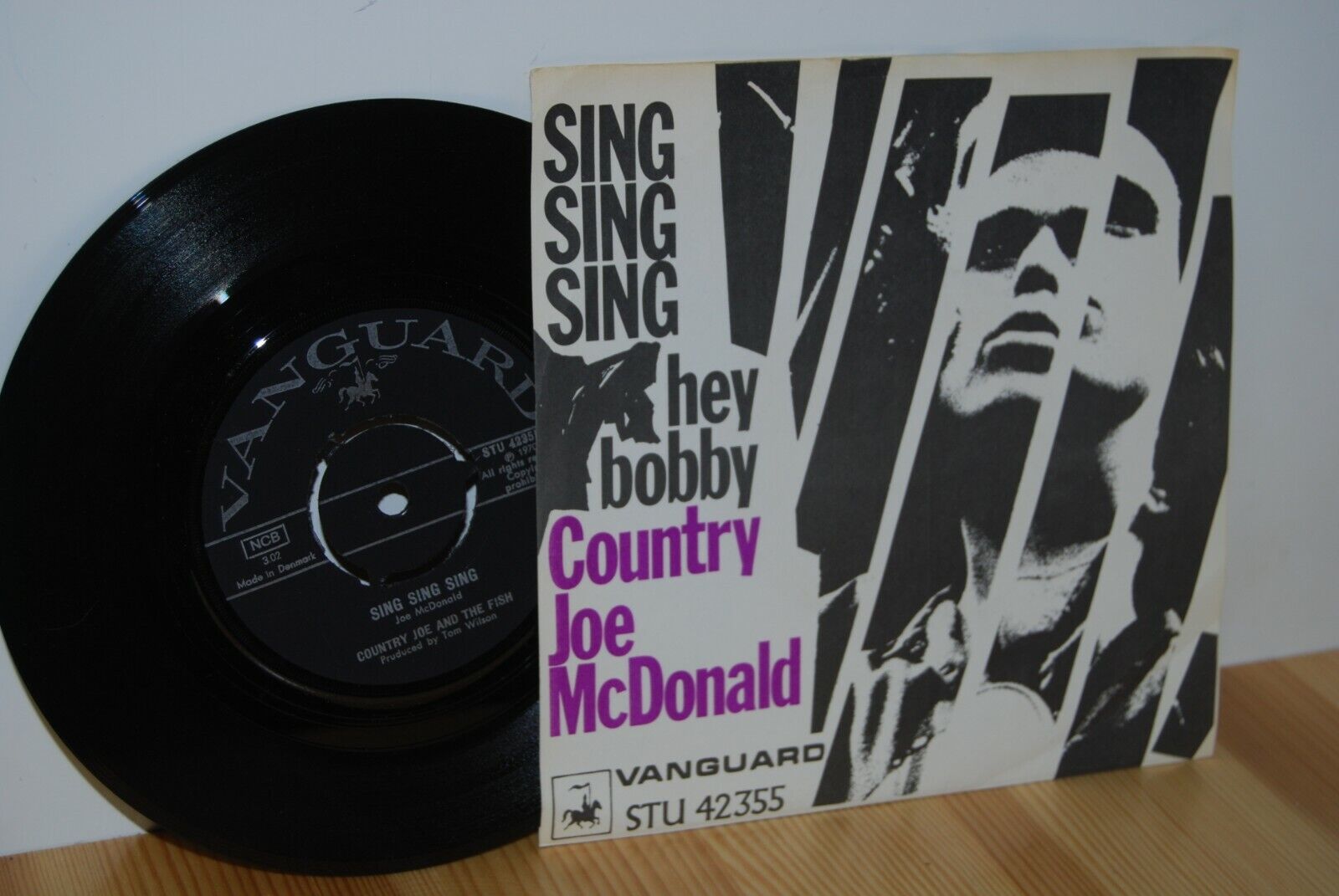 COUNTRY JOE MCDONALD Sing Sing Sing Danish PS Picture Sleeve 45