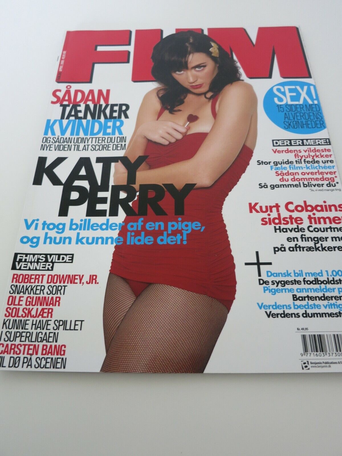 Magazine KATY PERRY Robert Downey Jr MEG RYAN Kurt Cobain COURTNEY LOVE AB29