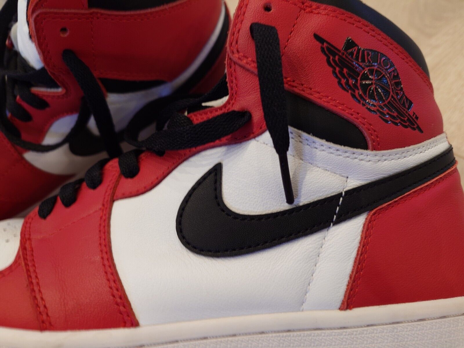 Size 105 - Jordan 1 Retro OG High Chicago