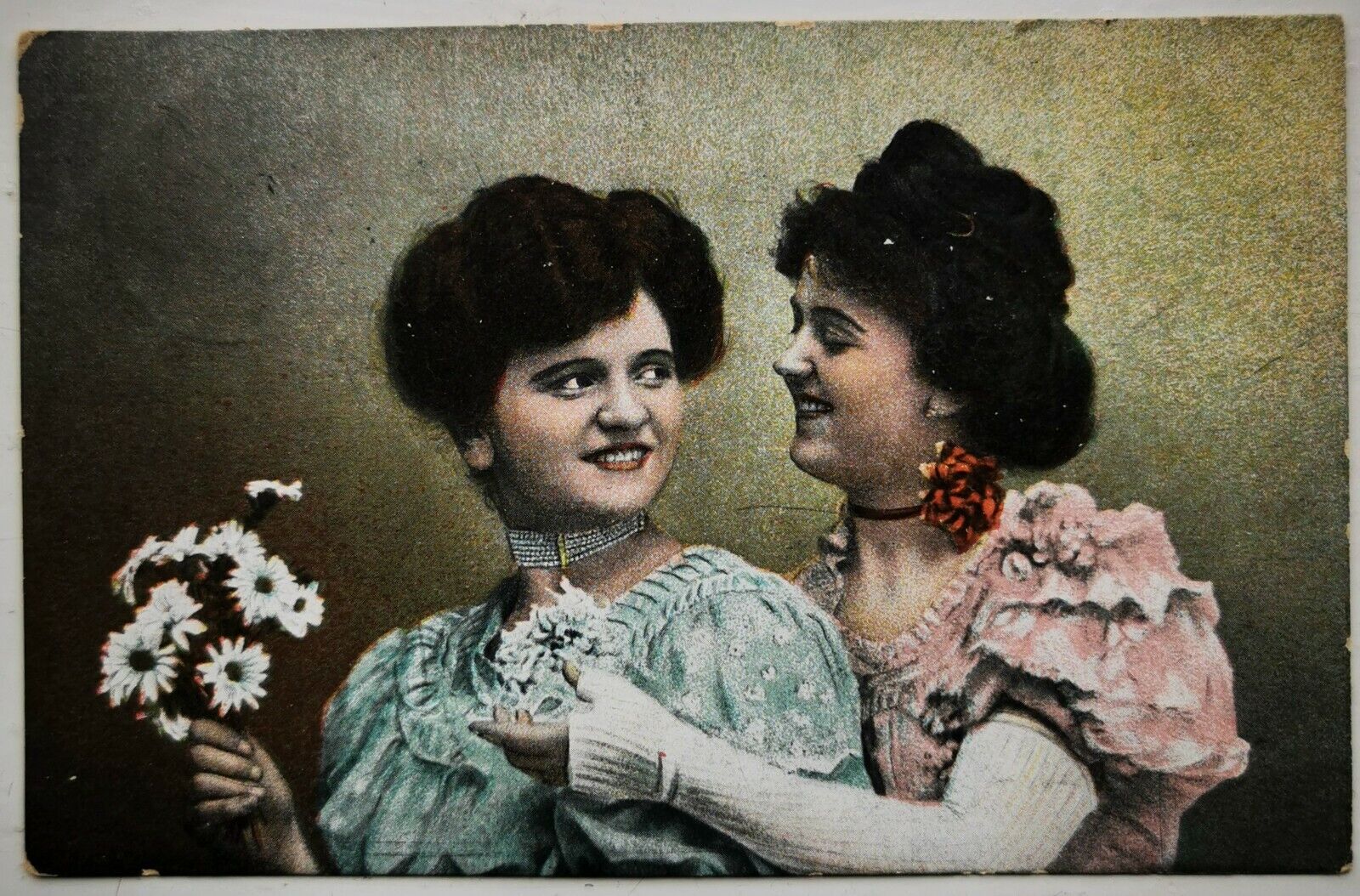 Antique coloured postcard: Best girl friends sisters Mailed in 1909  pok1473