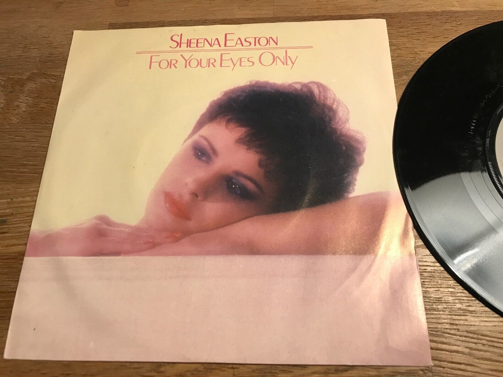 SHEENA EASTON "FOR YOUR EYES ONLY" JAMES BOND THEME 1981 LIBERTY  EMI RECORDS**