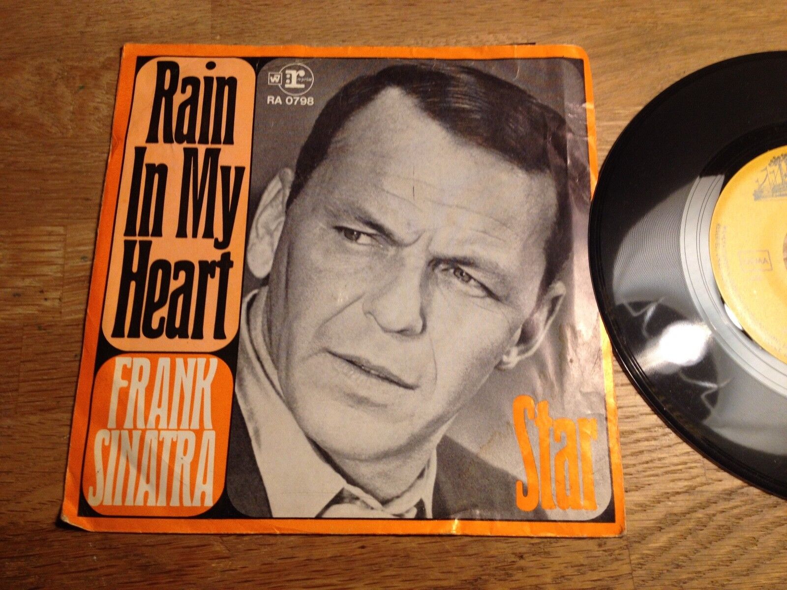 FRANK SINATRA "RAIN IN MY HEART / STAR!" W GERMAN REPRISE RECORDS  RA 0798 RARE