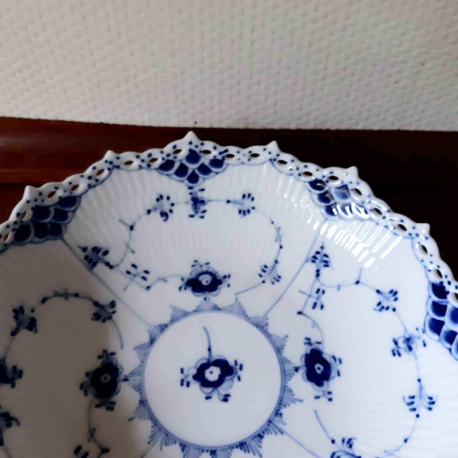 Cake Dish Bowl # 1 - 1018 BLUE FLUTED FULL LACE 21 cm Royal Copenhagen 1965