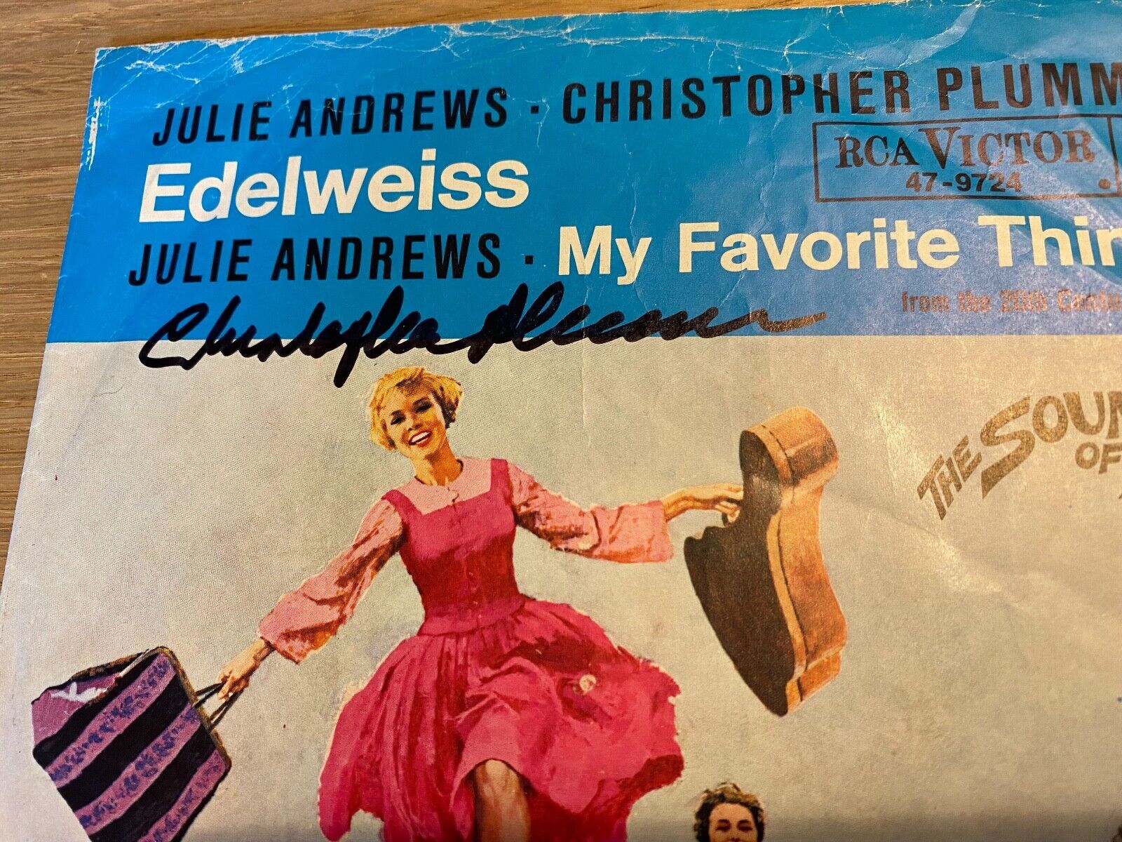 CHRISTOPHER PLUMMER EDELWEISS AUTOGRAPHED SINGLE COVER RCA RECORDS VINYL SCARCE