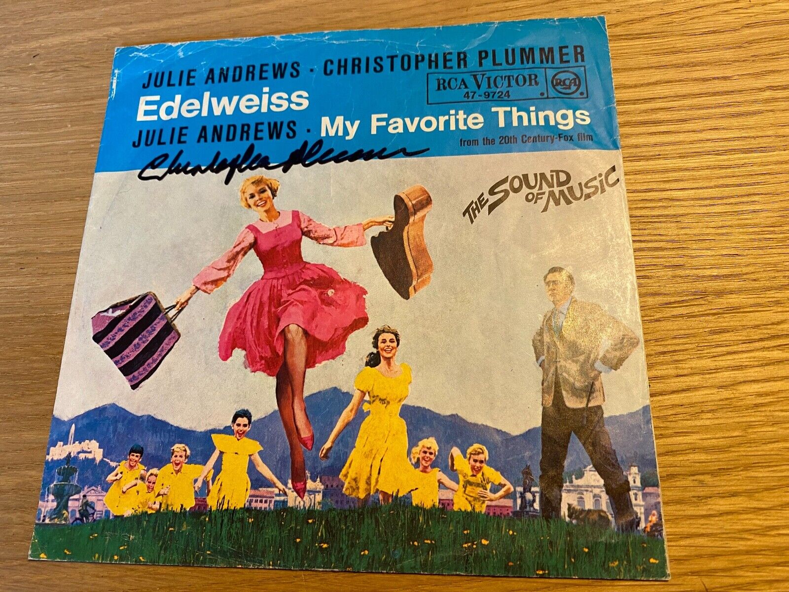 CHRISTOPHER PLUMMER EDELWEISS AUTOGRAPHED SINGLE COVER RCA RECORDS VINYL SCARCE