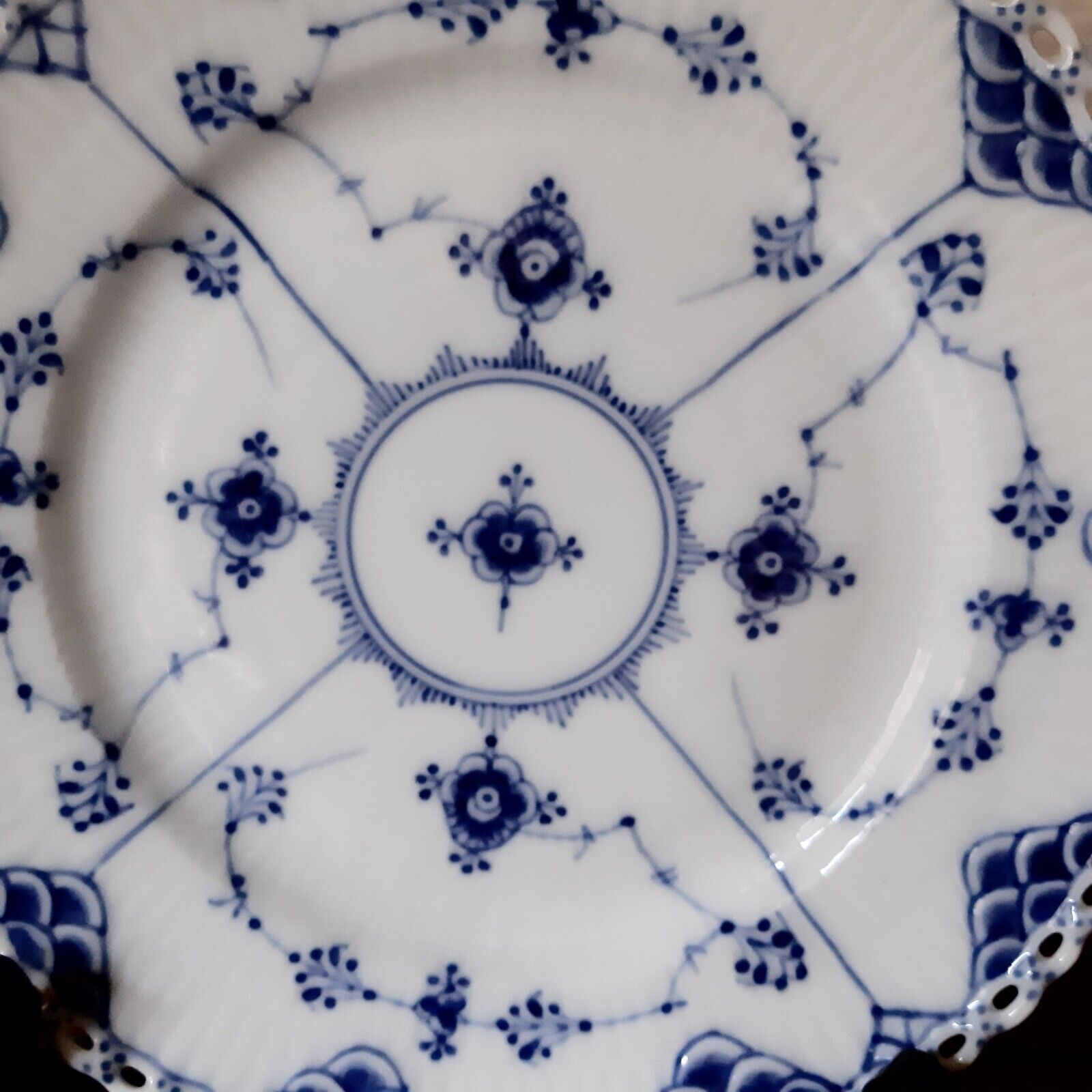 Antique pre-1923 Lunch Plate # 1- 1086  BLUE FLUTED FULL LACE Royal Copenhagen