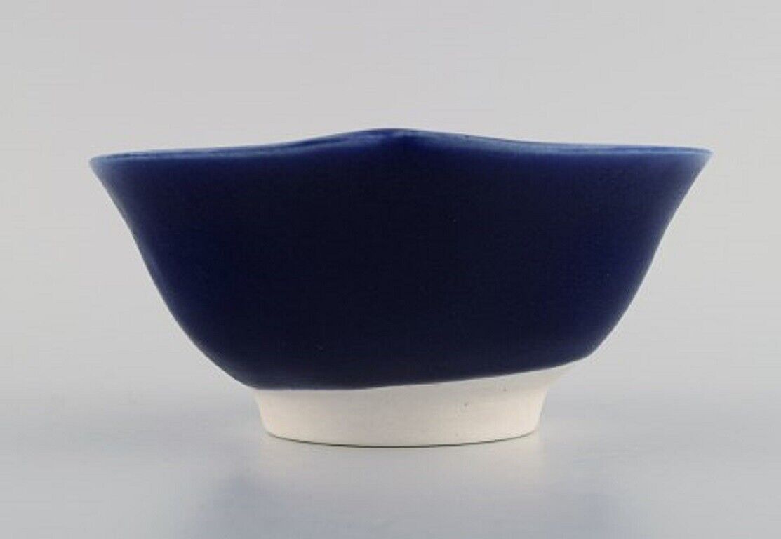 Wilhelm Kåge (1889-1960) for Farsta Unique bowl in glazed ceramics 1930's