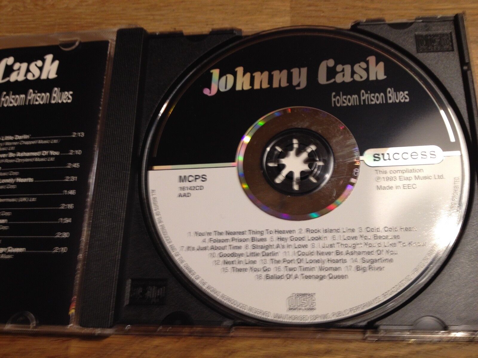 JOHNNY CASH "FOLSOM PRISON BLUES" 1993 CD 18 TRACKS SUCCESS RECORDS DENMARK OOP*