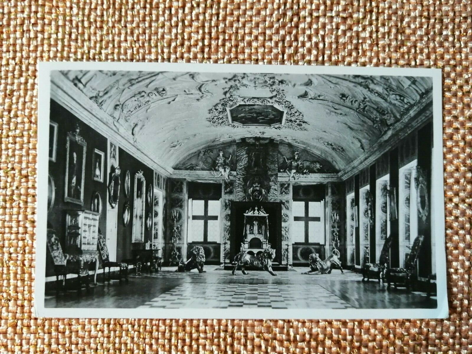 Vintage postcardDenmark CopenhagenRosenborg CastleThrone and silver lions