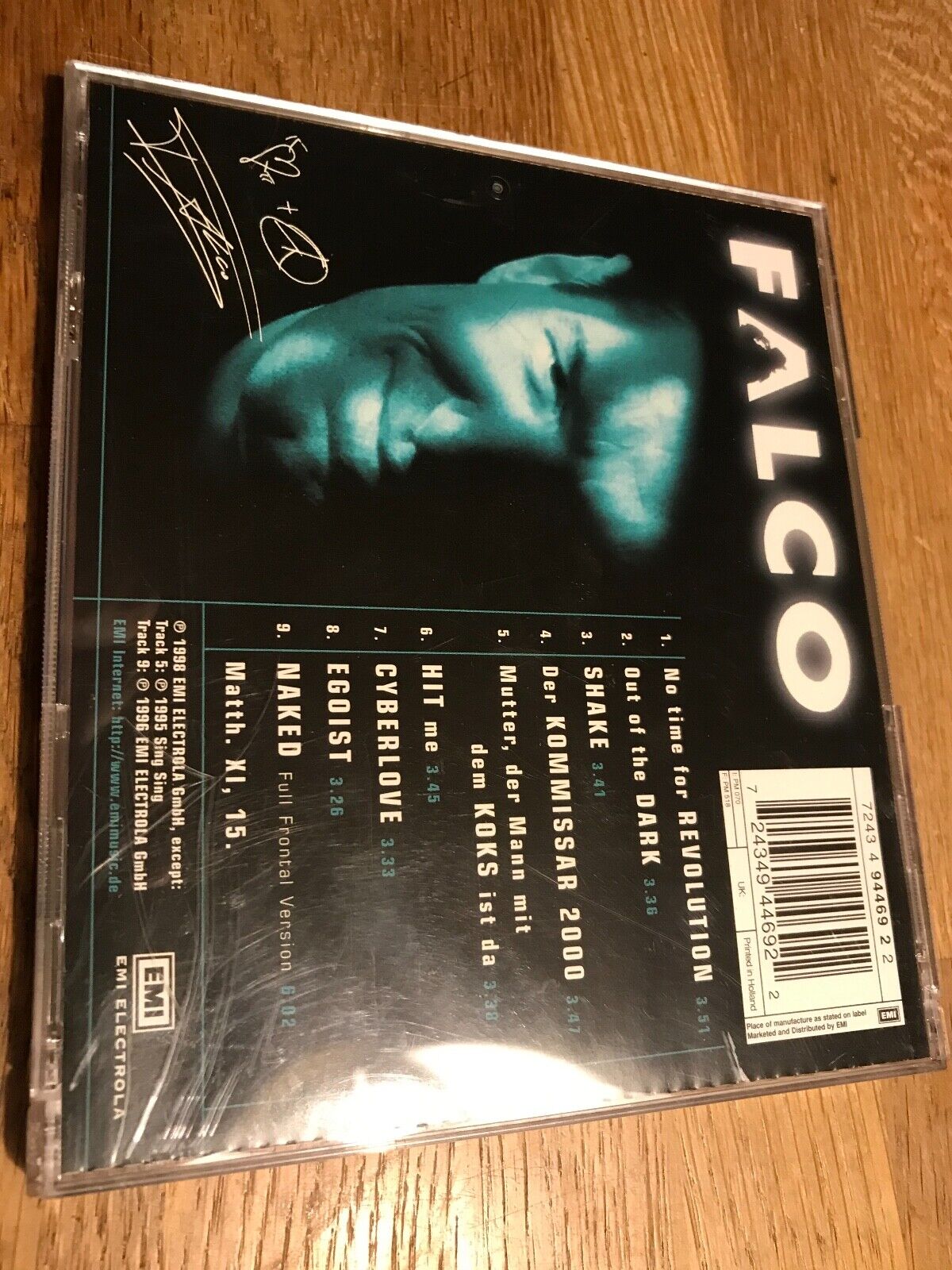 FALCO "OUT OF THE DARK (INTO THE LIGHT)" EMI ELECTROLA RECORDS 1995 9 TRACKS CD