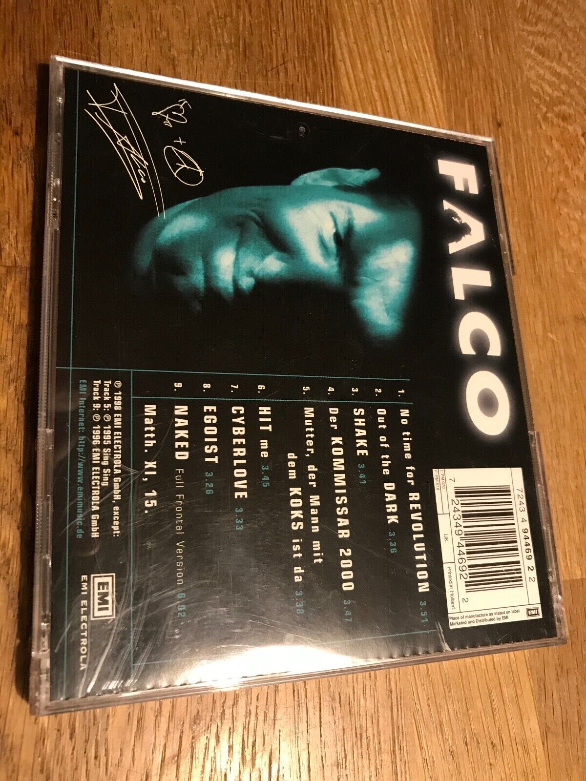 FALCO "OUT OF THE DARK (INTO THE LIGHT)" EMI ELECTROLA RECORDS 1995 9 TRACKS CD