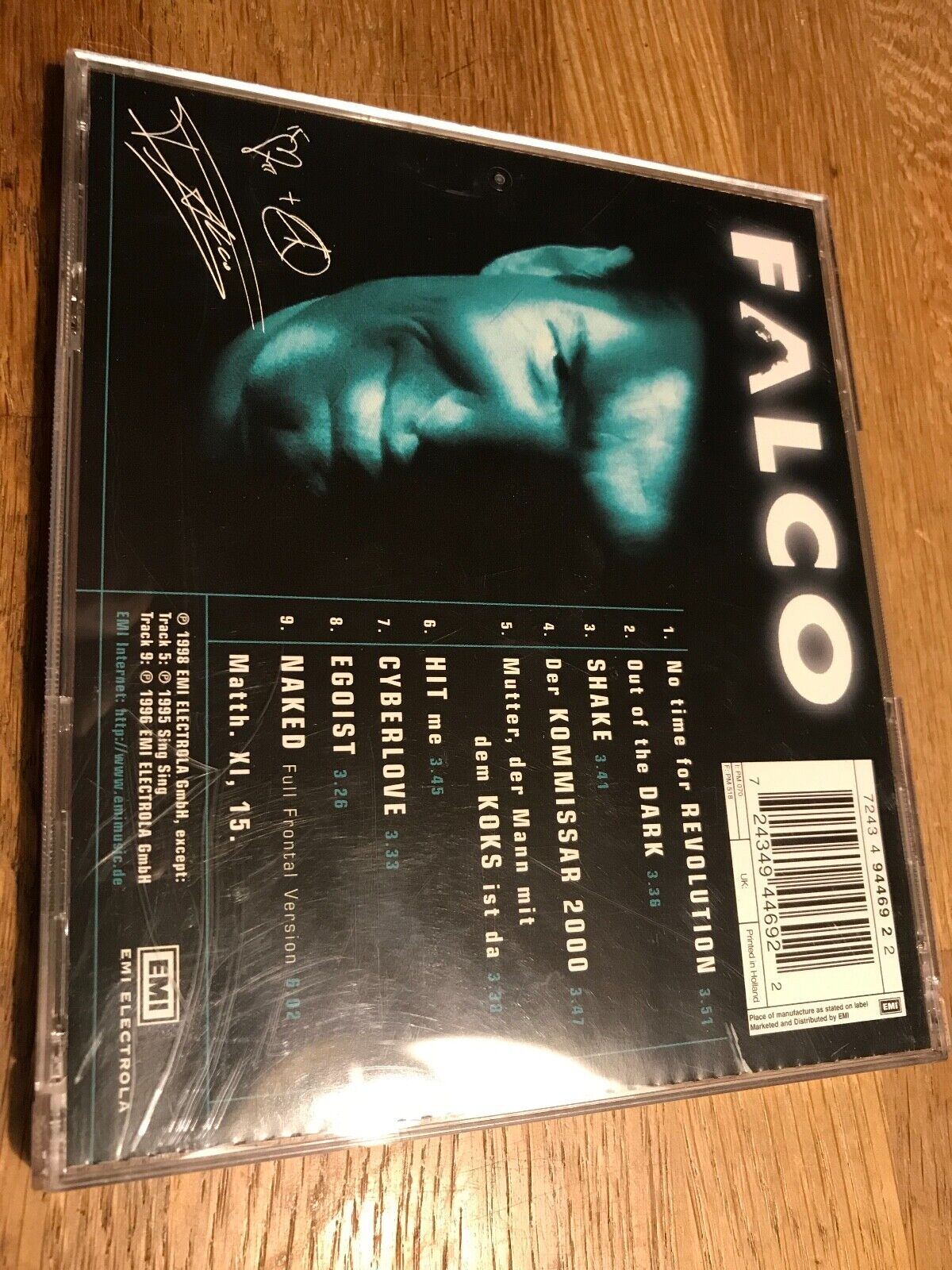 FALCO "OUT OF THE DARK (INTO THE LIGHT)" EMI ELECTROLA RECORDS 1995 9 TRACKS CD