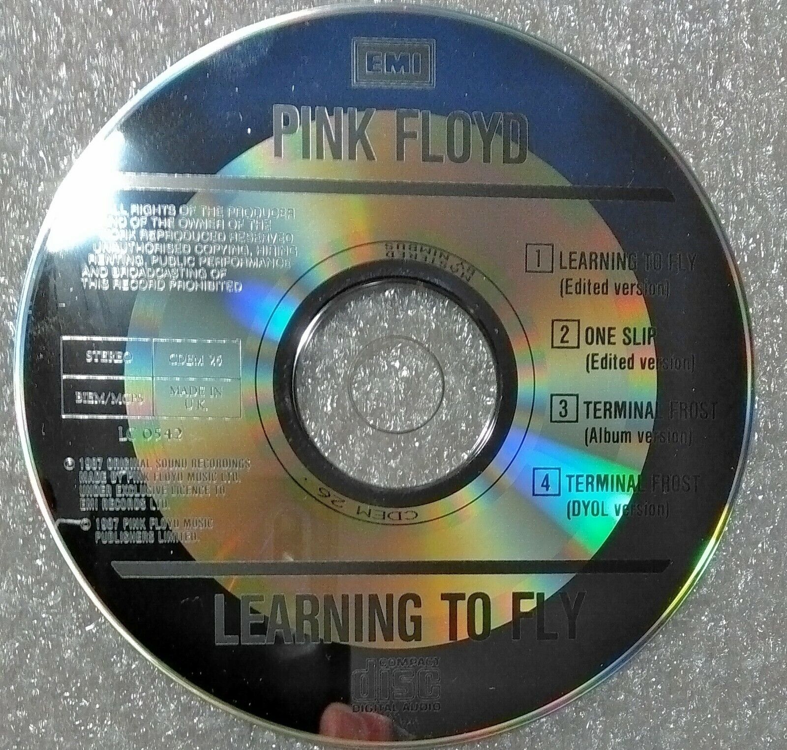 Pink Floyd : Learning to fly 4-track cd single RARE