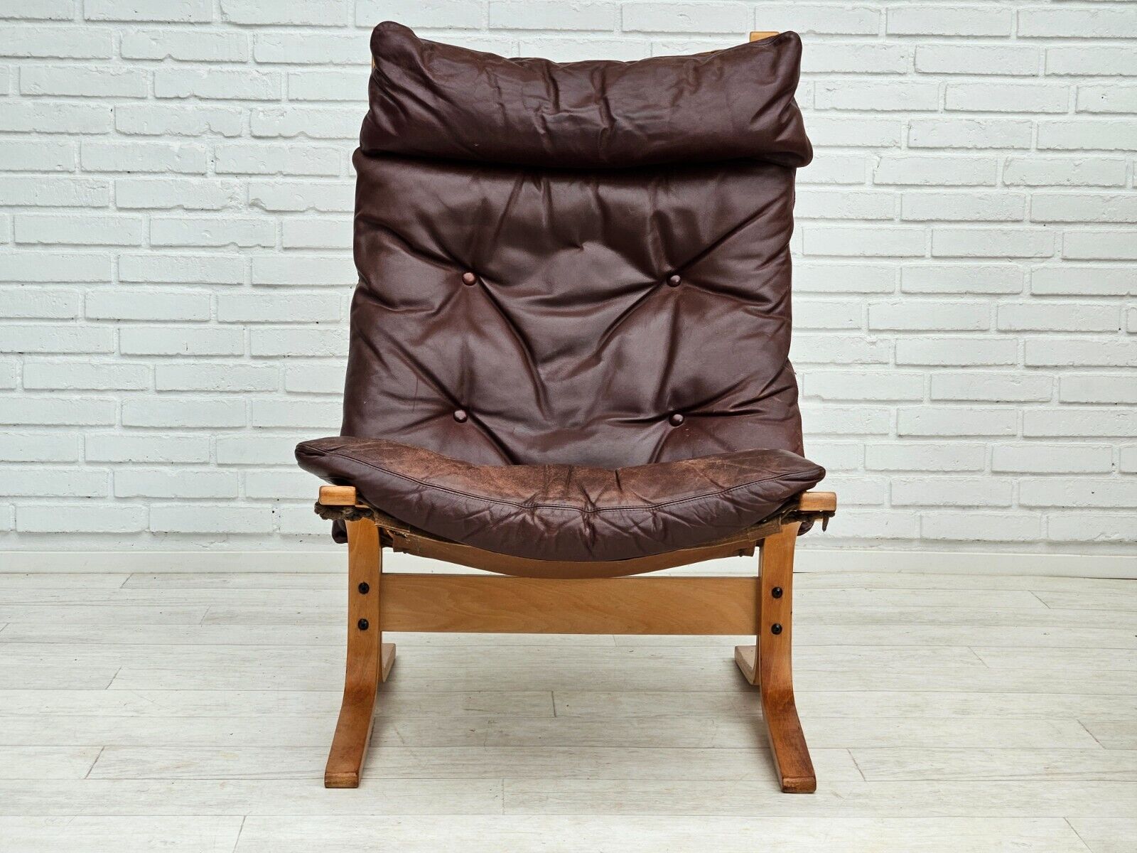 1970’s, Norwegian design, "Siesta" lounge chair by Ingmar Relling, leather.