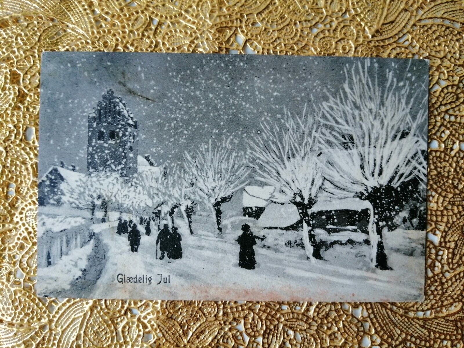 Vintage and collectible Danish Christmas card.Posted ca.1910.. ( No. 6 O)