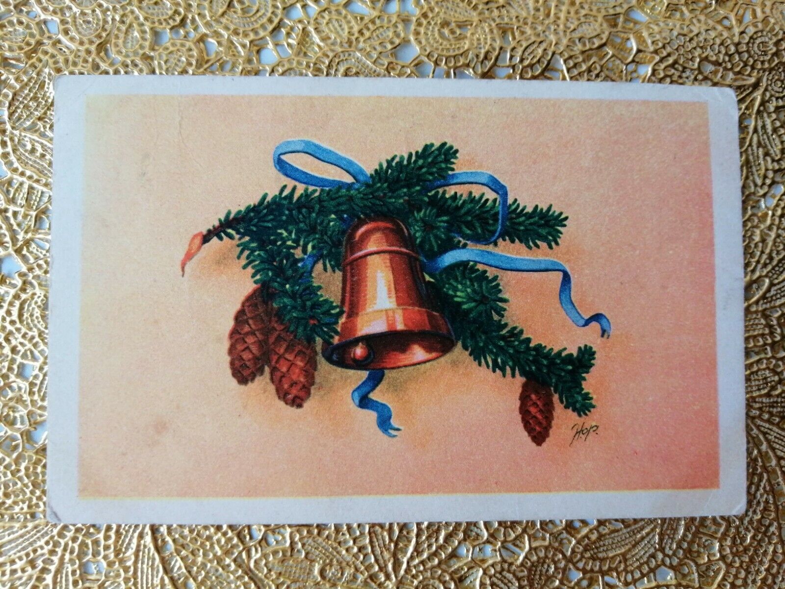 Vintage and collectible Danish Christmas card.Posted in 1946.. ( No. 7 F )