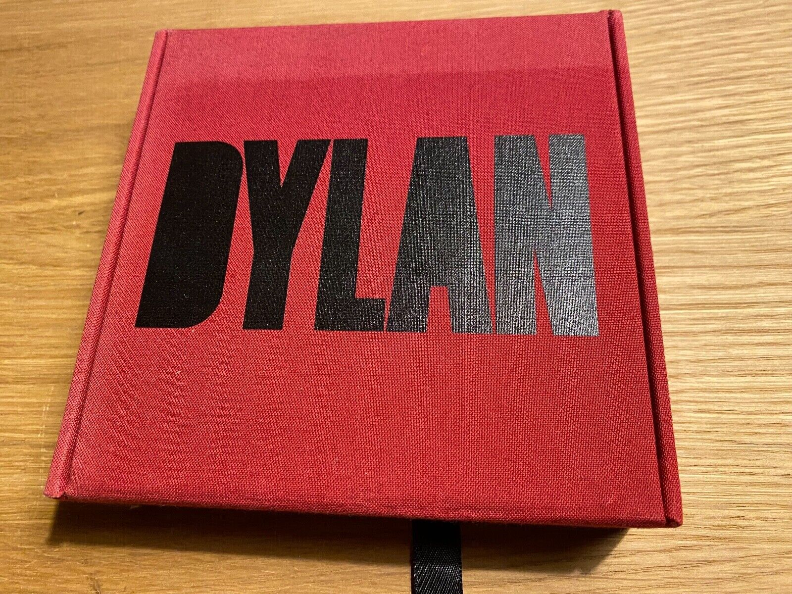 BOB DYLAN "DYLAN" MINT 3 X CD SET RED BOXED 1962-2007 COLUMBIA RECORDS SONY BMG