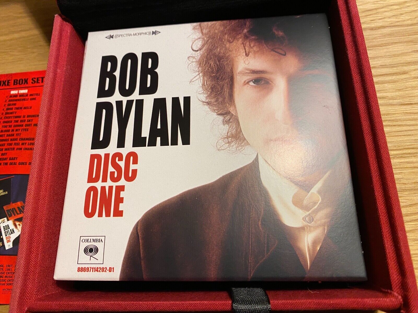 BOB DYLAN "DYLAN" MINT 3 X CD SET RED BOXED 1962-2007 COLUMBIA RECORDS SONY BMG