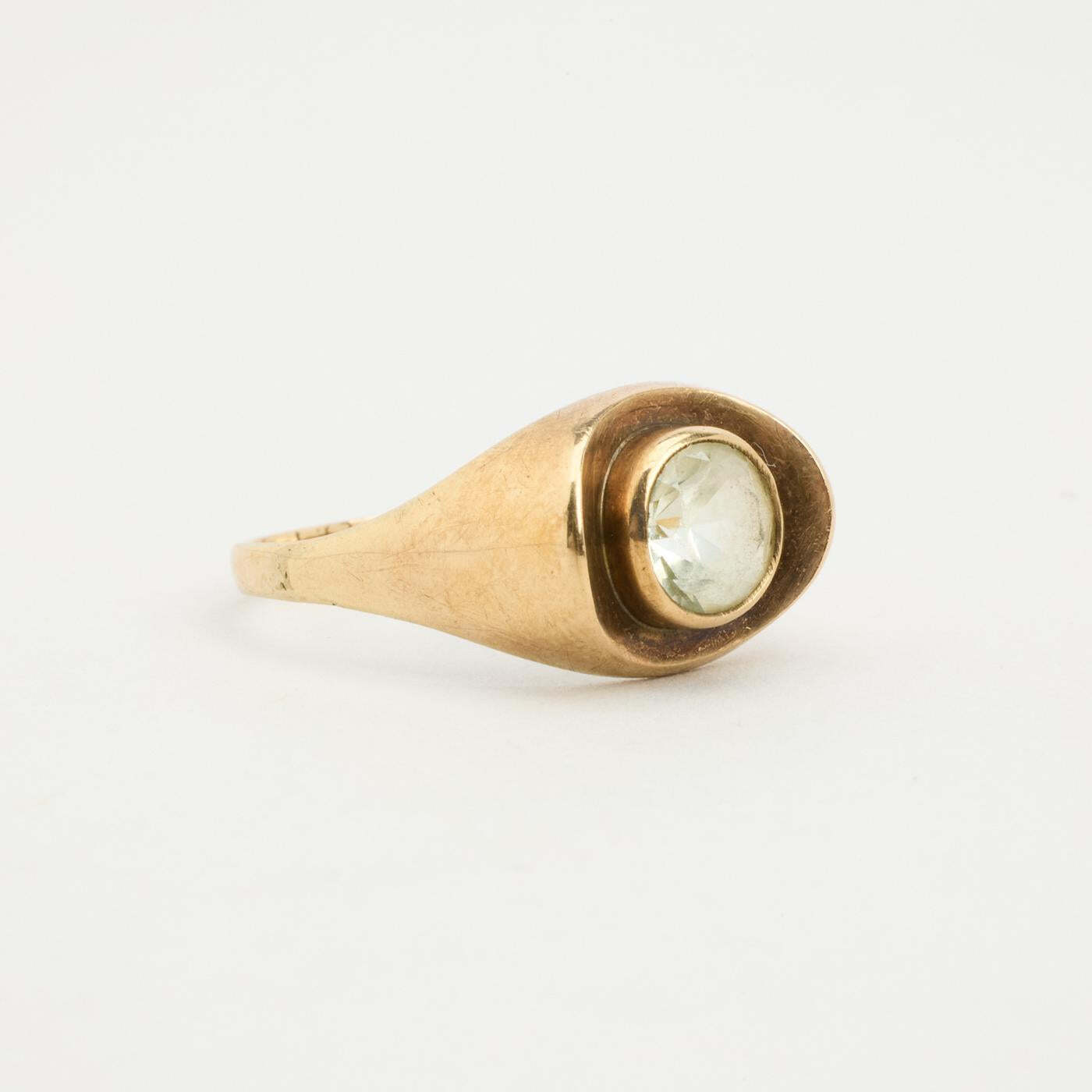 Ring with and quartz in 8K Gold size 9½ | Vintage Solid Gold