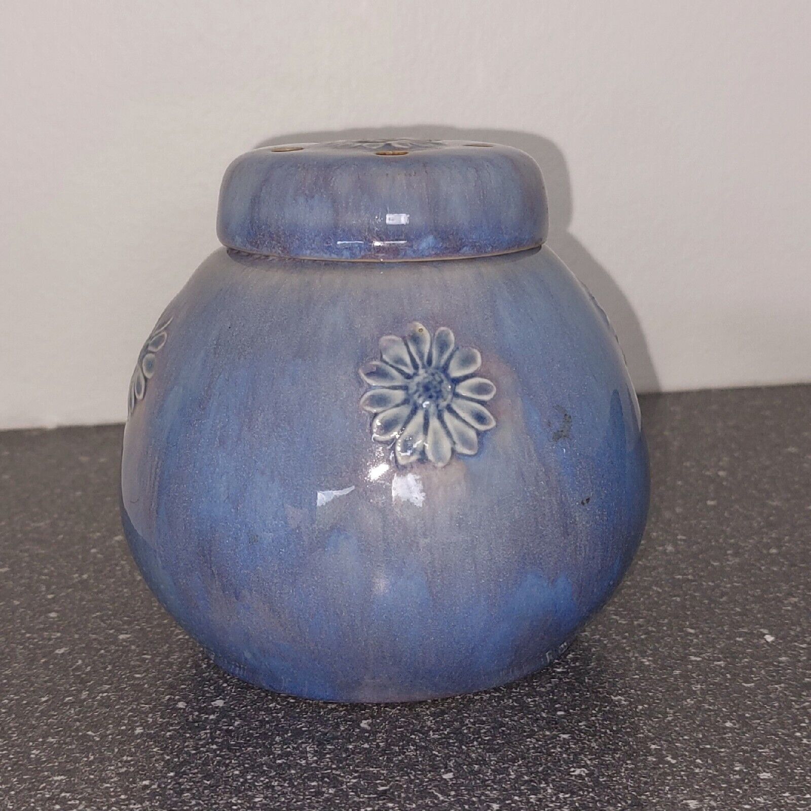 Vintage blue Royal Doulton garlic jar with lid ? In stoneware made in U K