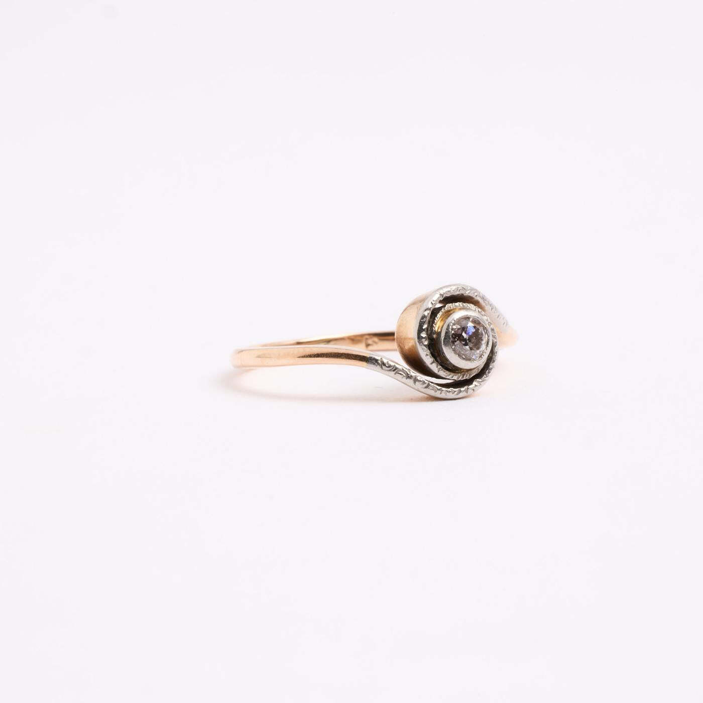 Ring with diamond (006 ct) in 14K Gold and white gold size 4