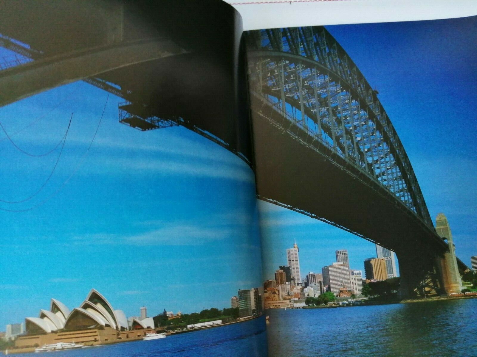 Souvenir booklet "Colourful Australia Sydney" from 198462 pages wgreat fotos