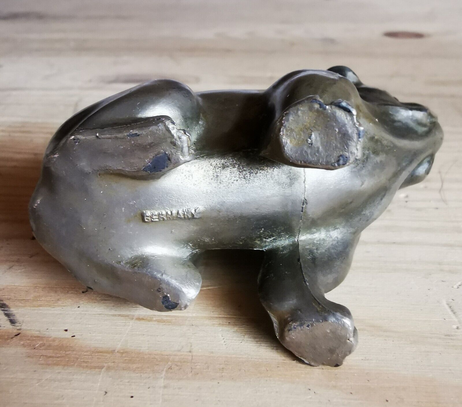 DOG FIGURE:  Old metal bull dog figurative needle sewing thread holder c 1920