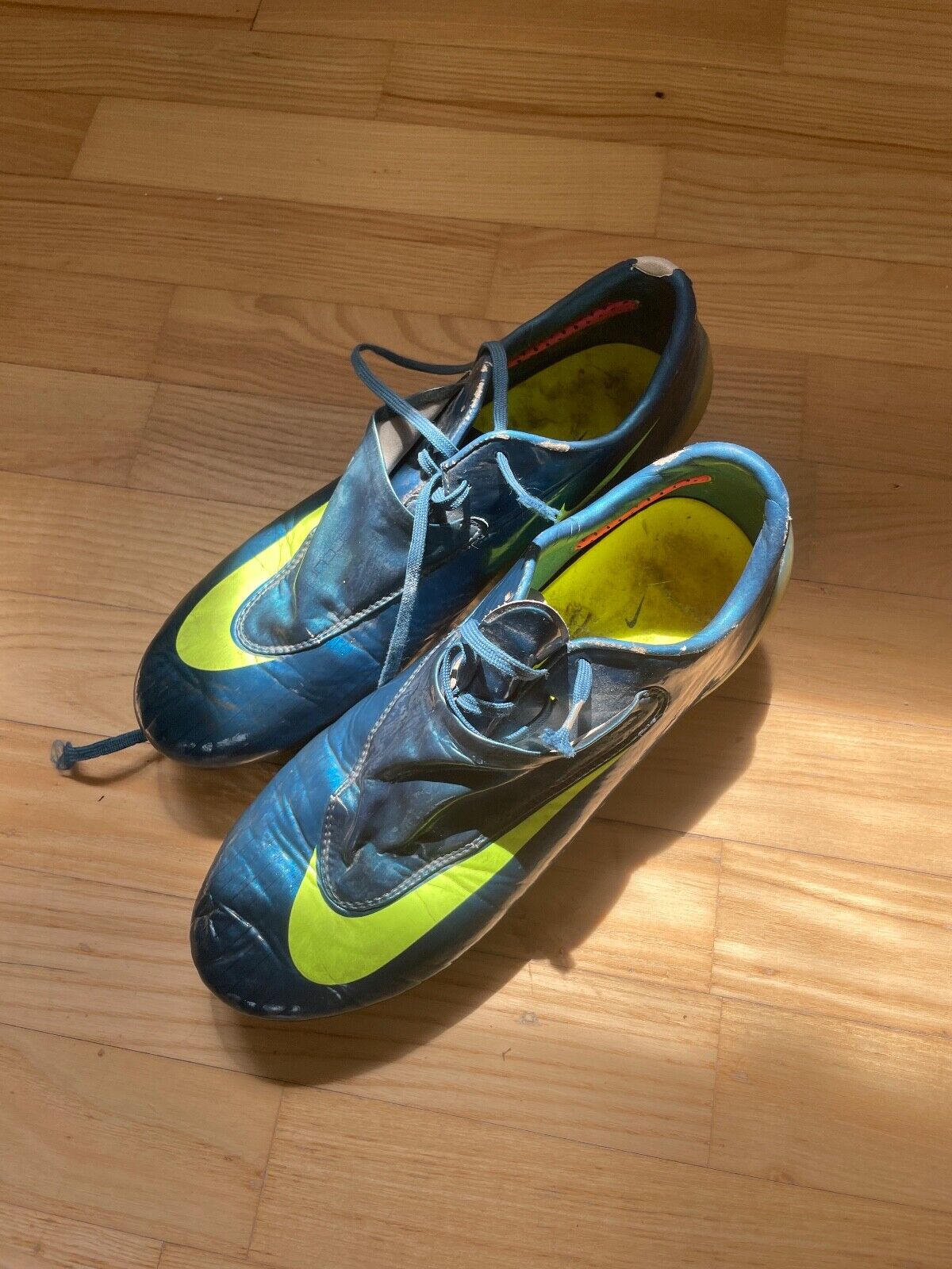 Nike Mercurial Vapor IV Blue very rare