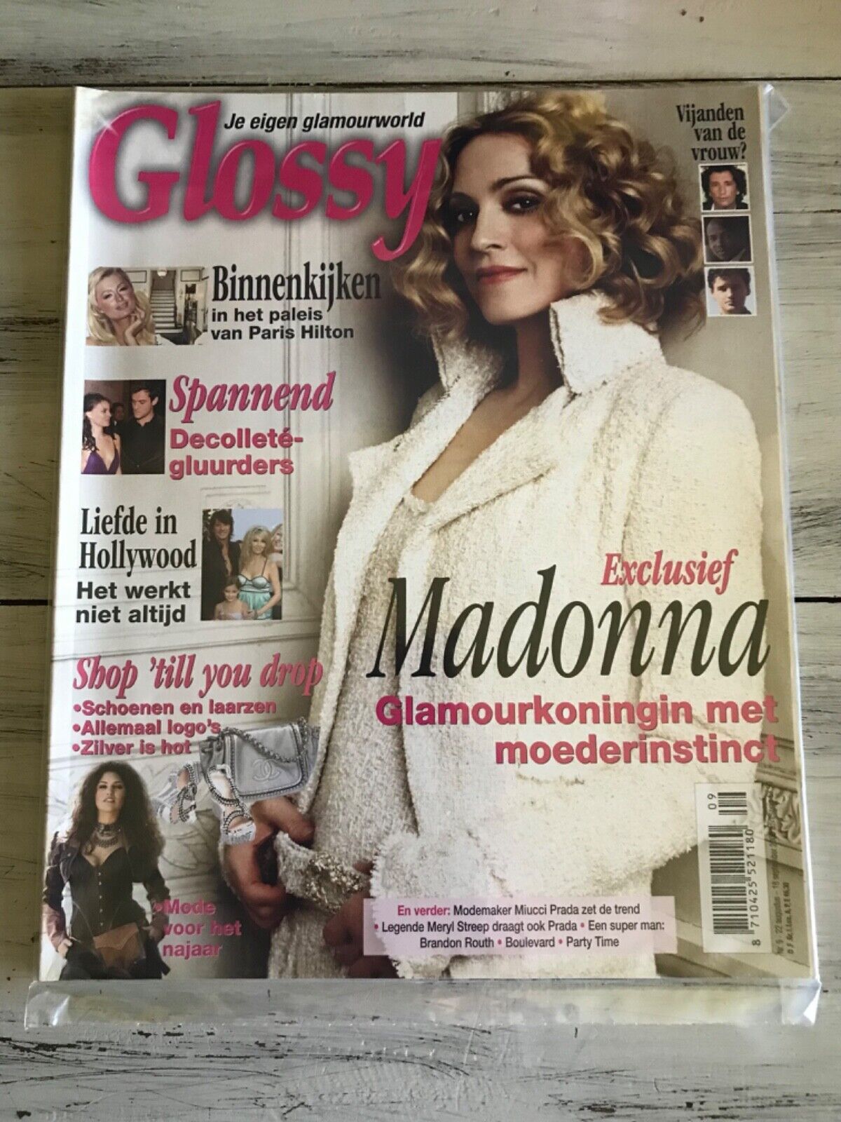 Madonna Glossy Magazine 2005 Holland